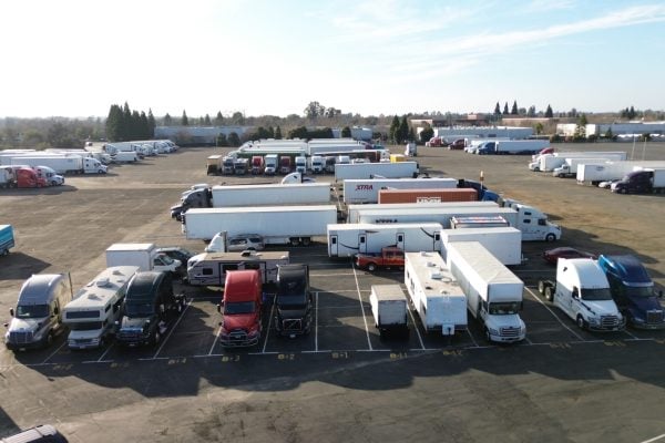 California Truck Parking - Semiyard Truck Parking